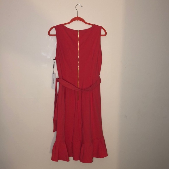 Dress - Picture 1 of 2